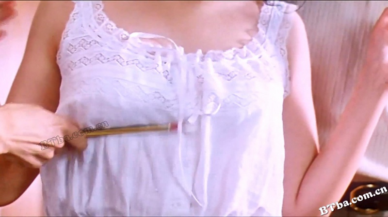 喷火女郎/She Starts the Fire