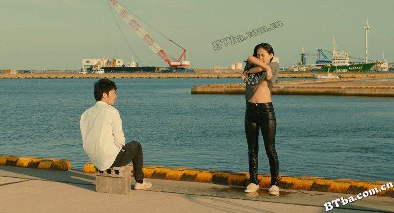 湿濡的女人/野风湿身的女人(台)