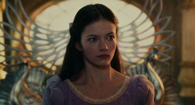 胡桃夹子和四个王国/胡桃夹子(港)/胡桃钳与奇幻四国(台)/The Nutcracker And The Four Realms