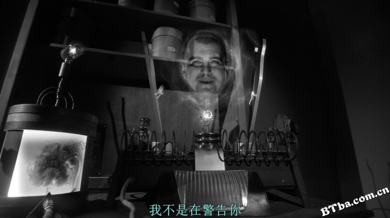 暗夜呢喃/The Whisperer in Darkness