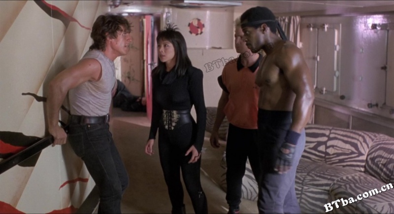 美国忍者3浴血追凶/American Ninja 3: Blood Hunt