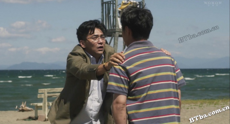 母亲去世时，我甚至想吃掉她的遗骨/母亲过世时，我想吃掉她的骨灰(台)/母亲去世的时候，我曾想吃她的遗骨/母を亡くした時、僕は遺骨を食べたいと思った。