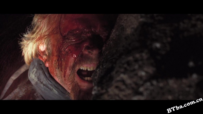 黑暗侵袭2/暗袭2/深入绝地2/The Descent Part 2 