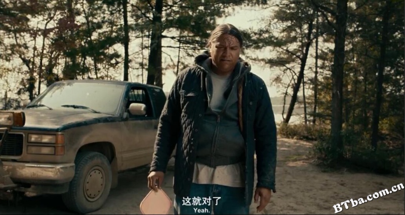 穿过黑云杉/Through Black Spruce