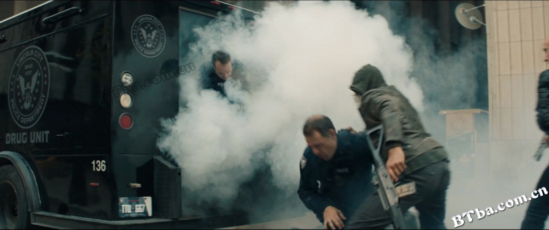 8号警报/Code 8