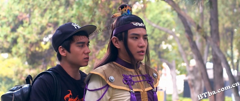 废柴少年之次元危机