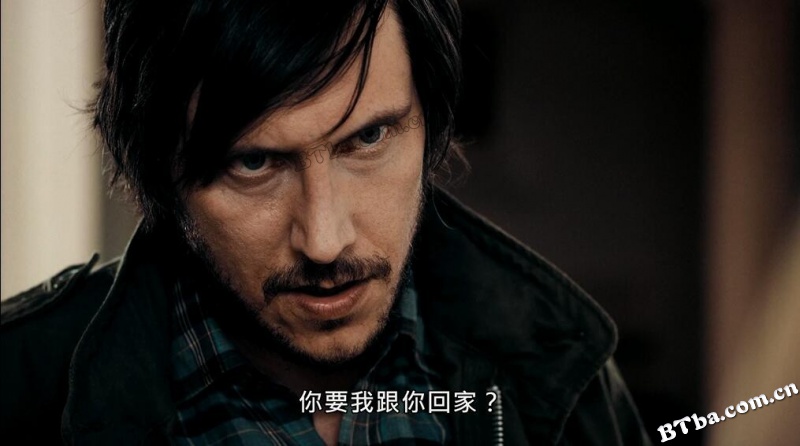 阴影中的男人/The Man in the Shadows