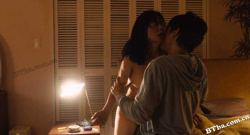 我在你床下/アンダー・ユア・ベッド