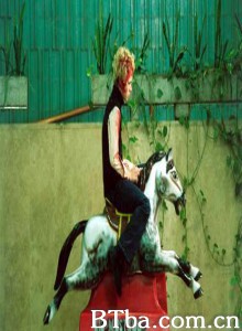 夜班巴士上的圣女贞德/Joan of Arc of the Night Bus 夜班巴士上的圣女贞德/Joan of Arc of the Night Bus-720p|1080p高清bt种子下载